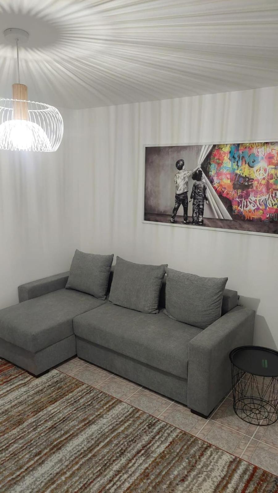 Simon's Place Apartment *